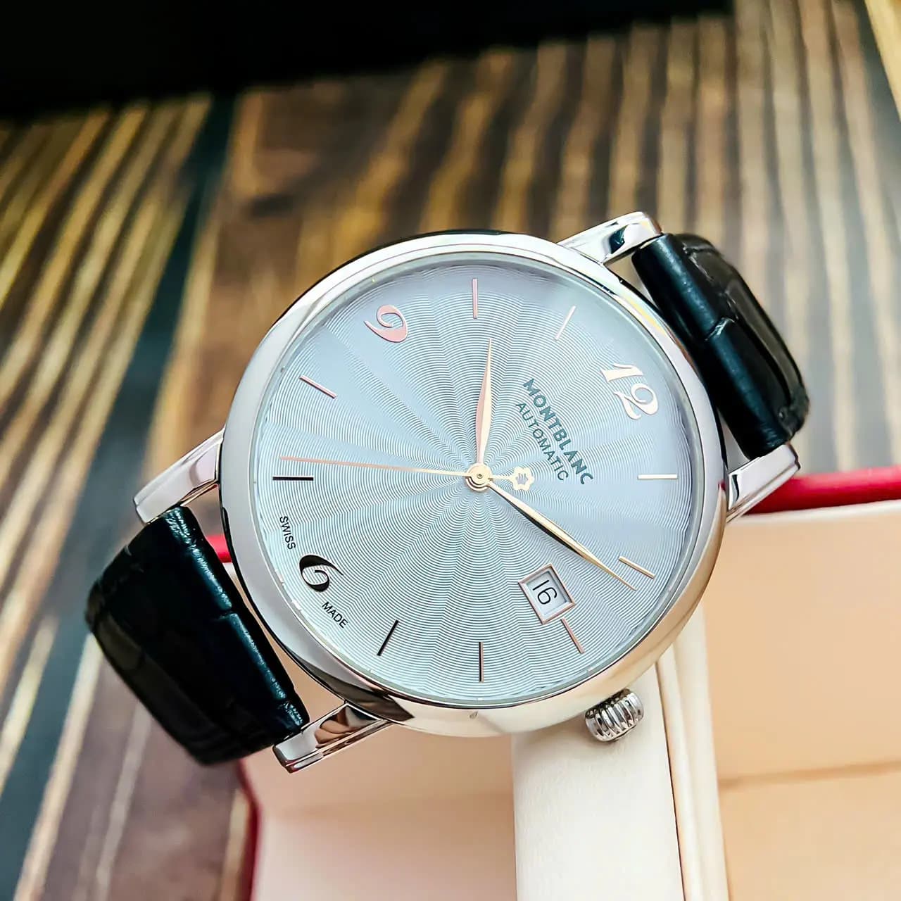 ĐỒNG HỒ MONTBLANC 113823 LIKE NEW